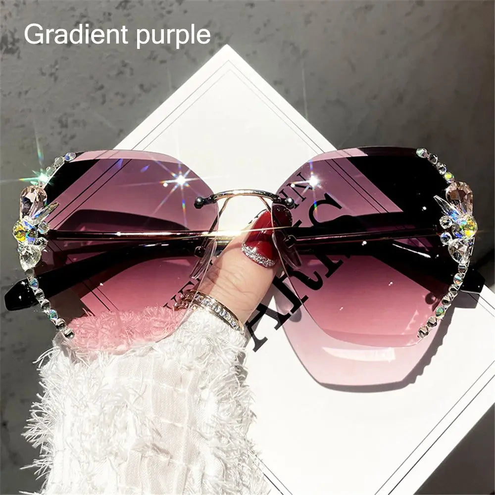 New Fashion Female Eyewear Cutting Lens Rimless Sunglasses Gradient Rhinestone Sunglasses Women Sun Glasses